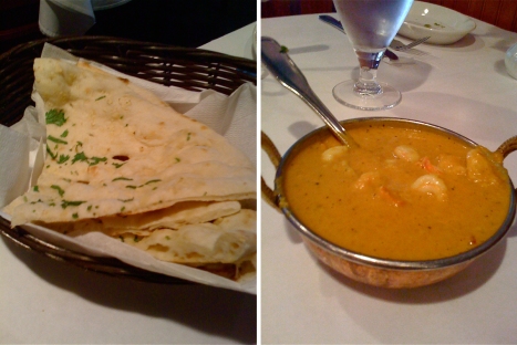 Garlic Nan & Prawns Goa Curry
